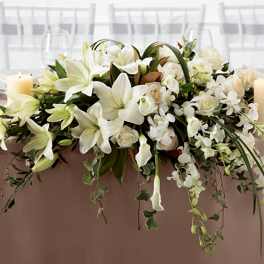 White Linen Arrangement – Cafe Flora, Albuquerque NM